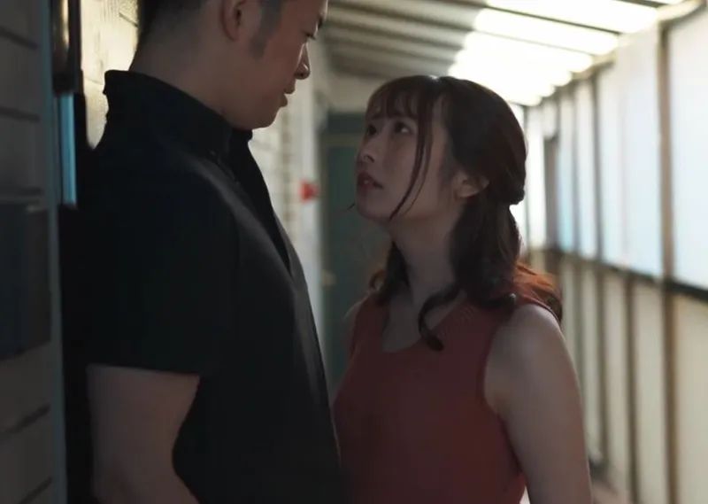 Người vợ mang thai, tôi bị sexy bởi người vợ gần nhà thường ở nhà một mình
